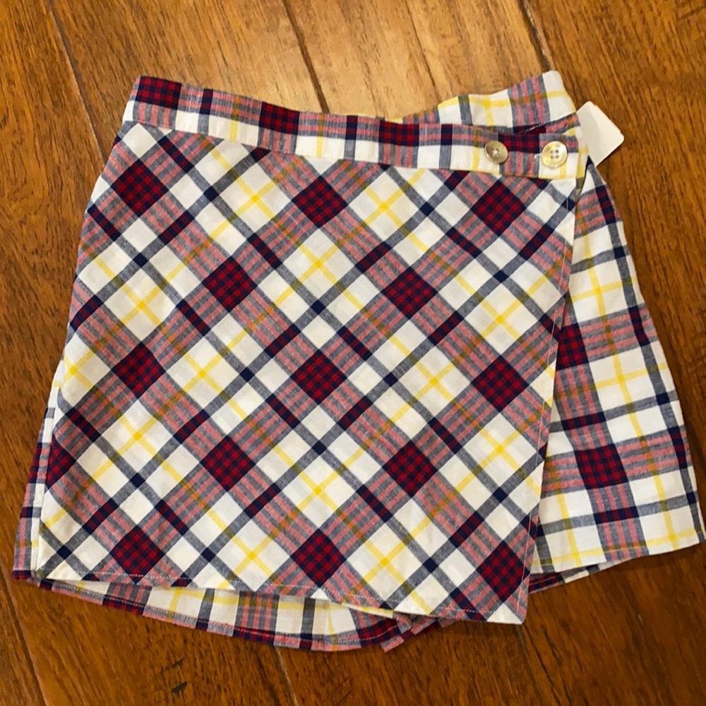 Adorable plaid skort
